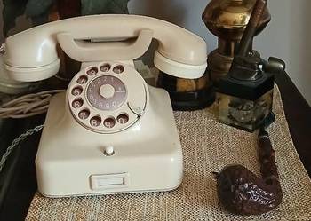 Telefon na tarcze z lat 50 tych