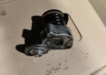 Napinacz paska Mercedes w209 1.8 kompressor