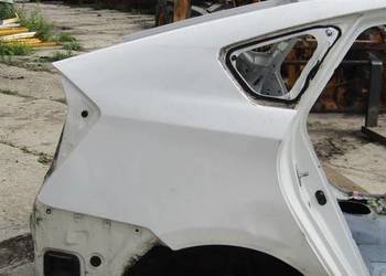 ĆWIARTKA BŁOTNIK PRAWY TYLNY TYŁ 070 TOYOTA PRIUS III LIFT