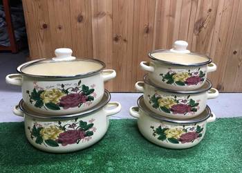 99 zł Garnki emaliowane kremowe kwiaty