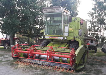 Claas Dominator 85