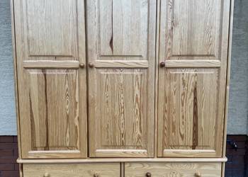 Szafa drewniana sosnowa 3 drzwiowa z szufladami regał bieliźniarka szafka