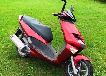 Sprzedam skuter Aprilia 250/50 na dowód lub kategorie AM