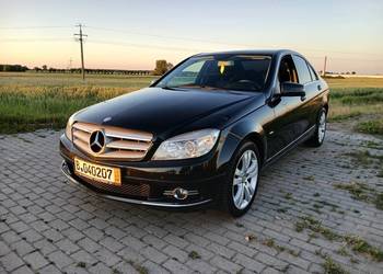 Mercedes C220 Avantgarde Czarny Bezwypadkowy z Niemiec