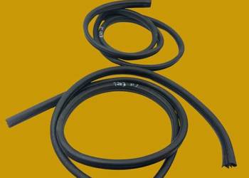 USZCZELKA DRZWI LEWY PRAWY TYŁ KAROSEYJNA KPL 5D  Hyundai i20 I (2008-2014)