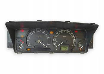 LICZNIK ZEGARY YAC001480 Land Rover Discovery II 2.5 TD5 Diesel 142 835km