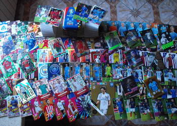 SUPER zestaw 200 kart piłkarskich PANINI oraz TOPPS. Zestaw na prezent.
