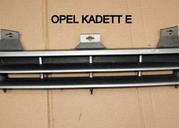 ATRAPA,GRILL OPEL KADETT E, 1989r, 90243244, 90341785