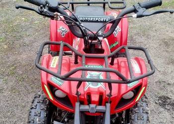 Quad spalinowy