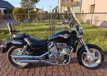 Honda VF 750 Magna