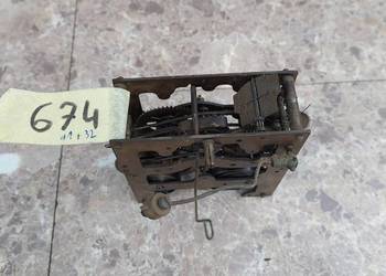 674 Mechanizm starego zegara ściennego Junghans B06 uszkodzony