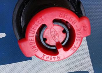 Korek wlewu paliwa Ford Sierra OEM Nowy