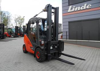 Gazowy wózek widłowy Linde H30T-02 Triplex , przesuw boczny