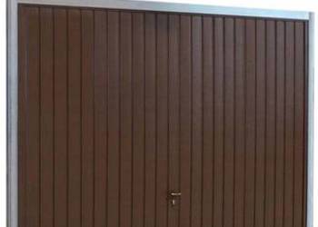 Drzwi garażowe uchylne