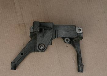ŁAPA POMPY WSPOMAGANIA A6 C5 2.4   078145383G