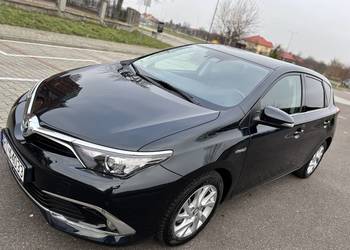Auris Hybryda/ 2017r / jak nowa 51 tys km / ASO Toyota / pełne wyposażenie