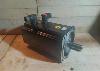 Silnik 3 fazowy serwo motor BAUMULLER 1.9kW DSC056S64U20-5