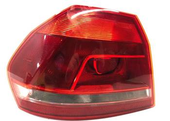 LAMPA LEWY TYŁ VW PASSAT B7 561945095H Sedan/Limuzyna ŚWIATŁO