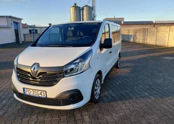 Renault Trafic 9 osobowy