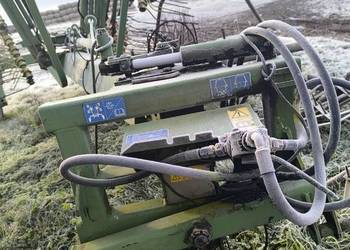 Sprzedam Zgrabiarkę Krone