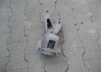 audi a4 b8 a5 1,8 tfsi poduszka łapa silnika lewa 8k0199307al 8k0199381ka