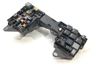 SKRZYNKA BEZPIECZNIKÓW JAGUAR XF I 8X2T-14A067-CA Kombi 12-15 3.0 275K