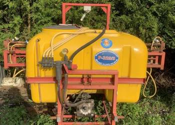 Opryskiwacz 600l