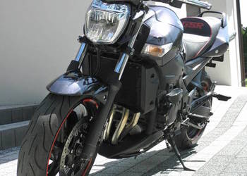 Suzuki GRS 600 Black