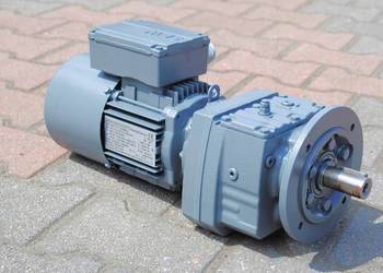 Motoreduktor kołnierzowy 0,55kw. 44obr./min. SEW z hamulcem!