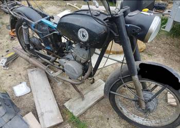 Wsk 125 z papierami dużo części zamienię na wsk 175 z lat 72-74