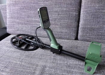 Zawias do składania elektroniki wykrywacza Minelab X-TERRA Pro / Elite