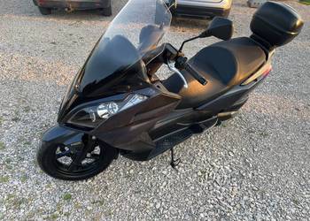 Kymco Downtown 300