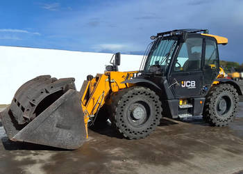 Ładowarka teleskopowa JCB 541-70 | 4100 kg| 5454 mth| 2018
