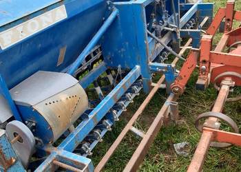 Sprzedam agregat uprawowo siewny