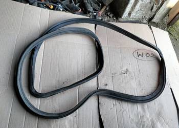 AUDI 80 B3 80B3 80B4 80 B4 SEDAN USZCZELKA  TYLNEJ MASKI BAGAŻNIKA