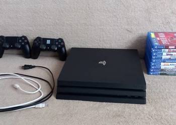PlayStation 4 Pro 1TB (CUH-7216B) + 2 Oryginalne Pady + Gry