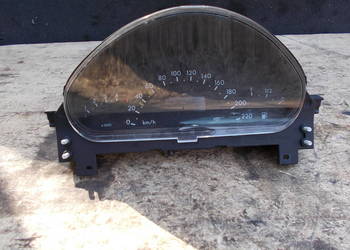 mercedes A170 W168 1.7cdi 01r licznik zegary prędkościomierz A1685407611
