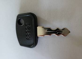 Kluczyk do stacyjki Kubota GR1600 GR2100 G23 G26 GZD RTV BX2350 F3890