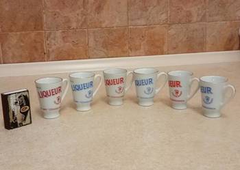 kieliszki porcelanowe do likieru Becher