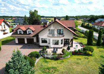 Dom, podwójny garaż, działka 23 ary w Piszczacu