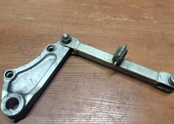 Kawasaki ZZR 600 uchwyt zacisku hamulca tył