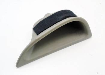 UCHWYT DRZWI LEWY PRZÓD NISSAN ALMERA TINO 2002 2.2 DI 80951BU000/1