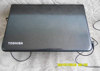 Sprzedam komputer 17 cali TOSHIBA