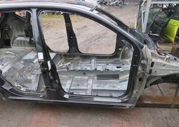 PRÓG SŁUPEK PRAWY BOK QASHQAI J10