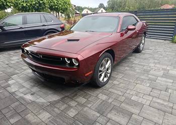 Dodge challenger sxt 3,6 2020 rok