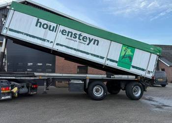 Naczepa z wydmuchem wywrotka do zboza sypich stuty paszy