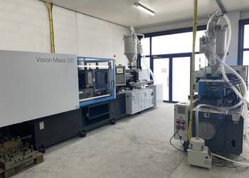 2x Wtryskarka Vision Maxx (110T & 280T) + System Chłodzenia. Rocznik 2024!