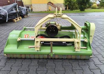 Kosiarka bijakowa STARK KMH 155 + PROFI Kosiarka bijakowa STARK KMH 155 + PROFI