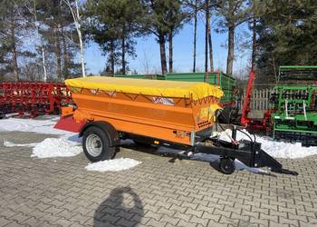 Posypywarka, piaskarka Pronar T130 2,52t. Dostępna od ręki.