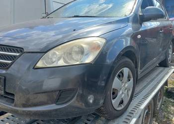 Kia ceed 1 zderzak lampy maska  błotnik klapa silnik drzwi fotele belka
